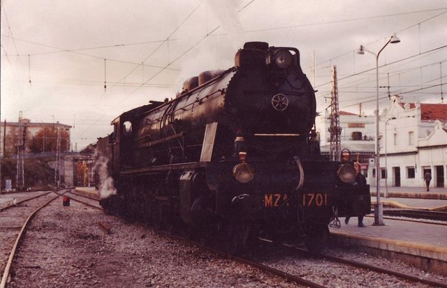MZA 1700 en Villalba 1985. Foto; sammas.JPG